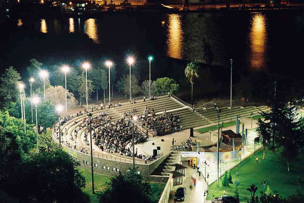 Mersin BB Atatürk Parkı Amfi Tiyatro