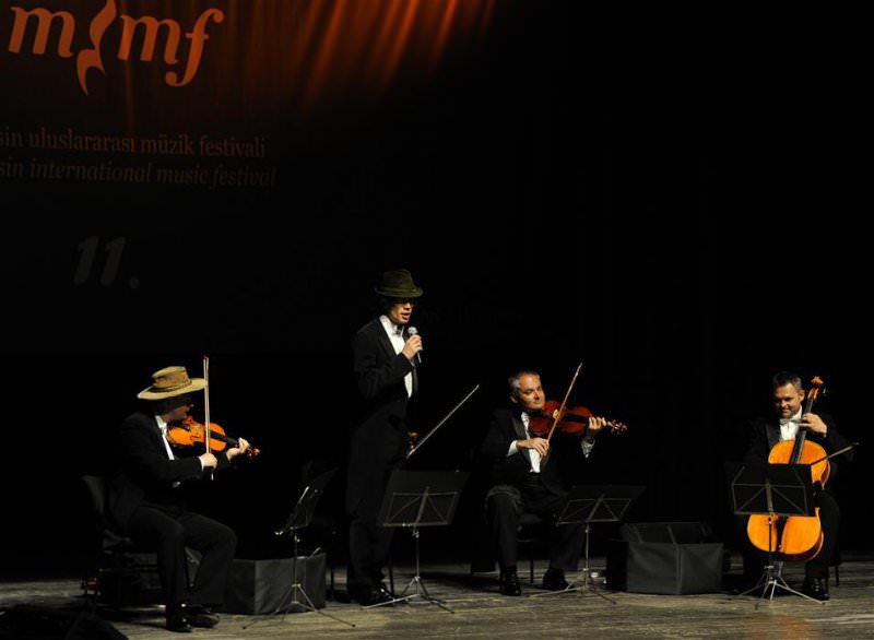 Mozart Grup?un Eşsiz Müzikal Kabaresi