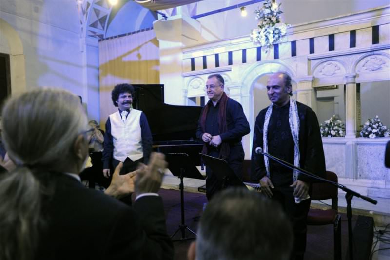 ST. PAUL Müzesi?nde Tanini TRIO ile Doğudan Batıya