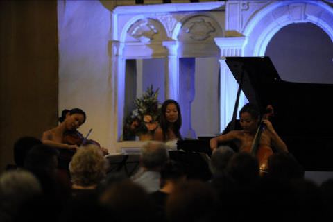 9. Mersin Uluslararası Müzik Festivali, 03 Haziran 2010 Perşembe Günü Saat 20.00?de Ahn Trio Konseriyle Sona Erdi