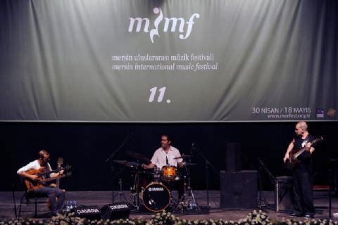 Cenk ERDOĞAN TRİo?dan Muhteşem Performans
