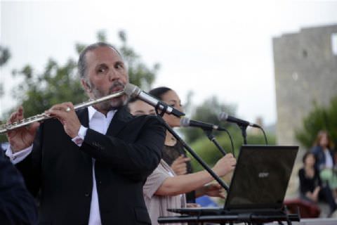 Fatih ERKOÇ?tan Kanlıdivane'de Unutulmaz Konser