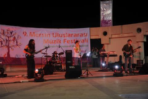 Festival Kitapçığı ve Fotoğraflar