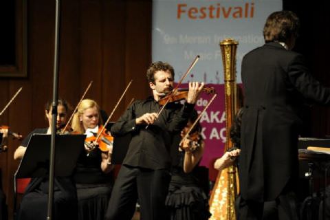 Festival Kitapçığı ve Fotoğraflar