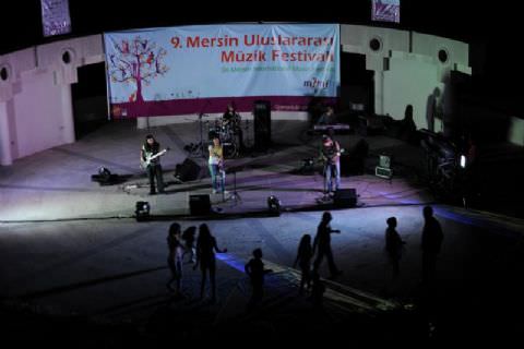 Festival Kitapçığı ve Fotoğraflar