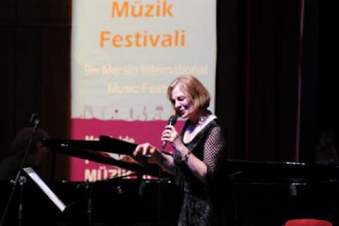 Festival Kitapçığı ve Fotoğraflar