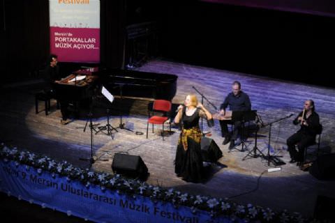 Festival Kitapçığı ve Fotoğraflar