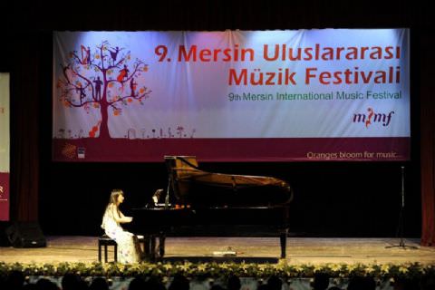 Festival Kitapçığı ve Fotoğraflar