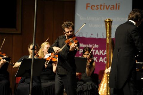 Festival Kitapçığı ve Fotoğraflar