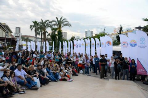 Hakan Aysev ve Mersin Büyükşehir Belediyesi Kent Orkestrası