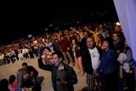 Hakan Aysev ve Mersin Büyükşehir Belediyesi Kent Orkestrası