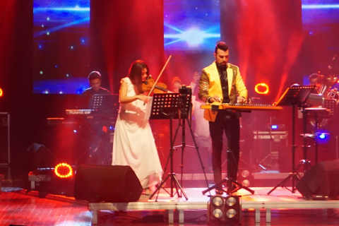 Hanine Al Alam ve kanun virtüözü Ahmet Baran