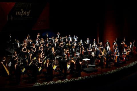 İstanbul Senfonisi (Beste: Fazıl Say)