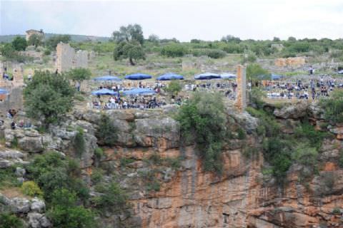 Kanlıdivane?de Sahne Alan Pinhani Grubu Muhteşem Bir Konser Verdi