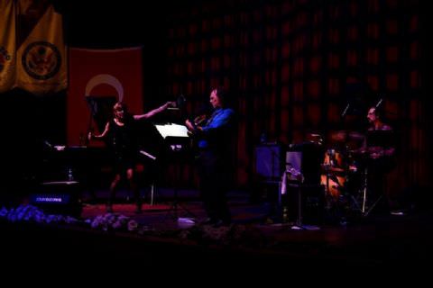 Karrin Allyson Jazz Quartet