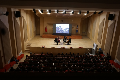 Klasik müziğin Holandalı ustaları Mersinli sanatseverlerin kalbini çaldı