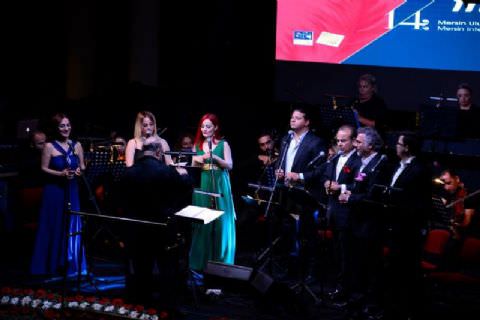 Kubat ve Folklorama, Mersin Festival Orkestrası