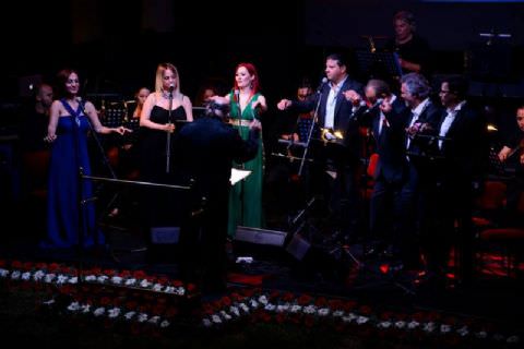 Kubat ve Folklorama, Mersin Festival Orkestrası