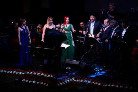 Kubat ve Folklorama, Mersin Festival Orkestrası