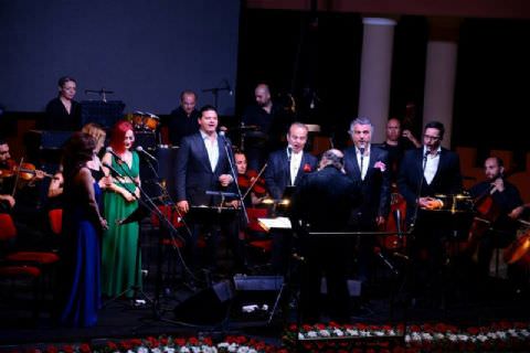 Kubat ve Folklorama, Mersin Festival Orkestrası