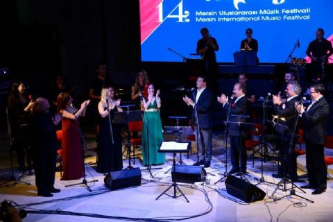 Kubat ve Folklorama, Mersin Festival Orkestrası