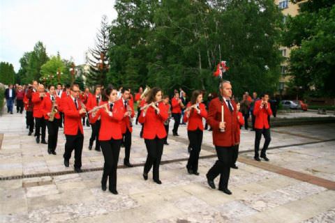 Majorettes Group and Band
