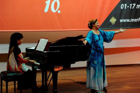Müzikalin Sesleri Ve Cazın Enstrümanlarından Muhteşem Performans