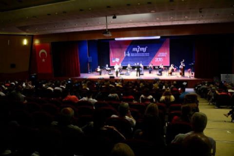Yerelden Evrensele Klasik Türk Müziği'nden Seçmeler