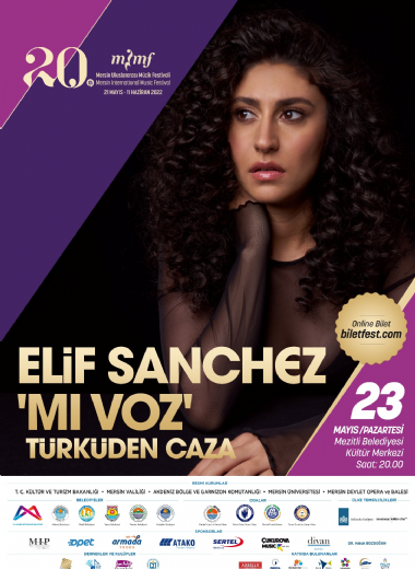 Elif Sanchez Mersin'de.